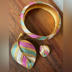 Park Lane Set Lot Pastel Enamel Leaf Design Gold Tone Vintage Bracelet Brooch